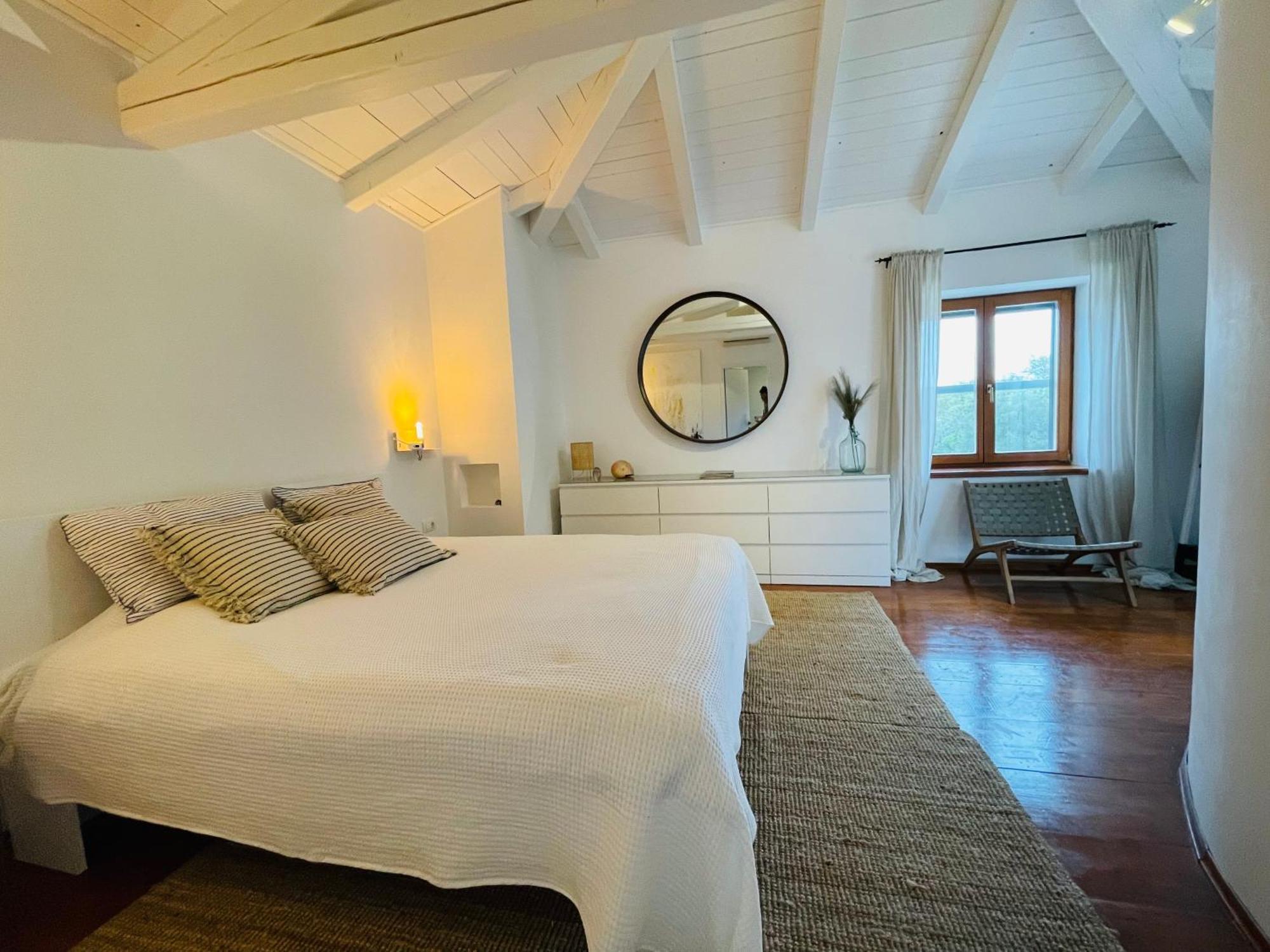 Luxury Villa In Istria - 9,000 Sqm Private Estate With Pool & Sauna, 15 Min To Sea, Near Fazana, 3 Bedrooms Jursici Exterior photo
